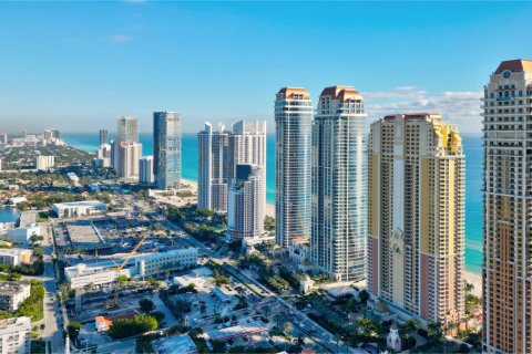 Condo à Sunny Isles Beach, Floride, 4 chambres  № 2275790
