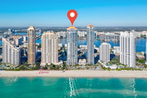 Copropriété à louer à Sunny Isles Beach, Floride: 4 chambres, 277.5 m2 № 2275790 - photo 6