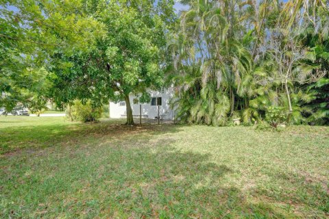 Villa ou maison à louer à Coral Springs, Floride: 4 chambres, 225.66 m2 № 1179494 - photo 1