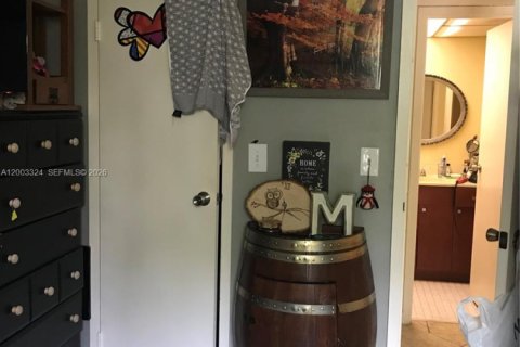 Condominio en venta en Sunny Isles Beach, Florida, 2 dormitorios, 87.33 m2 № 2066780 - foto 7