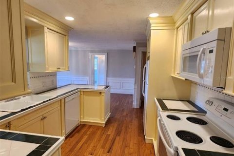 Villa ou maison à louer à Palm Bay, Floride: 3 chambres, 149.39 m2 № 2155705 - photo 13
