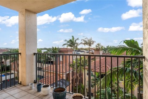 Condo in West Palm Beach, Florida, 2 bedrooms  № 1954259 - photo 23