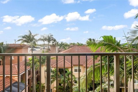 Condo in West Palm Beach, Florida, 2 bedrooms  № 1954259 - photo 25