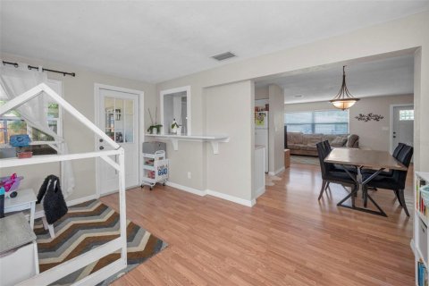 Villa ou maison à vendre à Seminole, Floride: 2 chambres, 105.72 m2 № 1903743 - photo 19