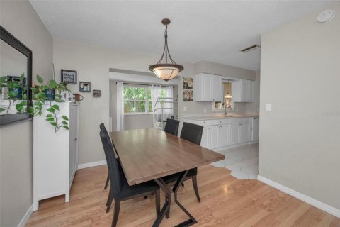 Villa ou maison à vendre à Seminole, Floride: 2 chambres, 105.72 m2 № 1903743 - photo 11