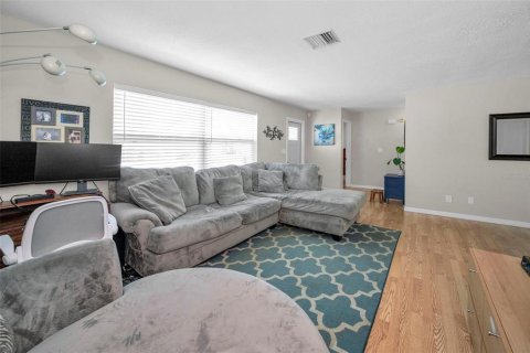 Villa ou maison à vendre à Seminole, Floride: 2 chambres, 105.72 m2 № 1903743 - photo 6