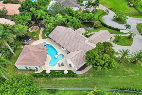 Villa ou maison à vendre à Southwest Ranches, Floride: 8 chambres, 257.9 m2 № 2145781 - photo 7