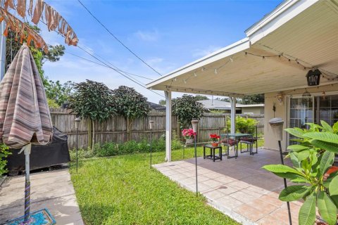 House in Clearwater, Florida 3 bedrooms, 125.33 sq.m. № 1866480 - photo 28