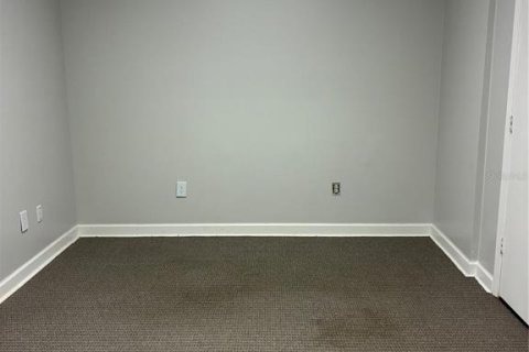 Propiedad comercial en alquiler en Tampa, Florida, 2912.67 m2 № 1828528 - foto 21