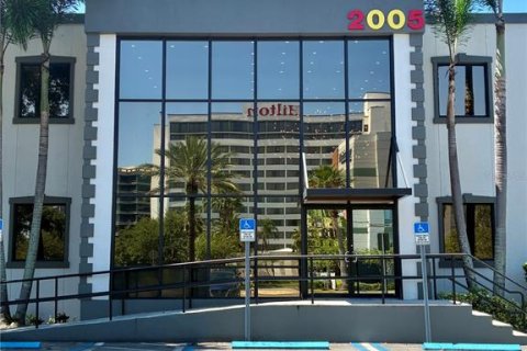 Propiedad comercial en alquiler en Tampa, Florida, 2912.67 m2 № 1828528 - foto 24
