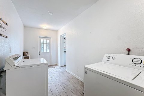 Villa ou maison à vendre à Casselberry, Floride: 4 chambres, 133.04 m2 № 1902660 - photo 24