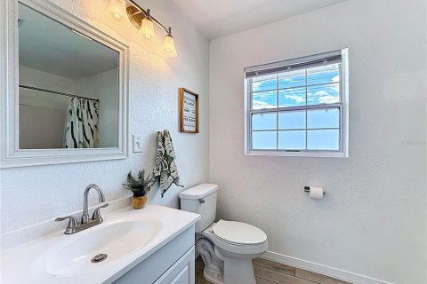 Villa ou maison à vendre à Casselberry, Floride: 4 chambres, 133.04 m2 № 1902660 - photo 15