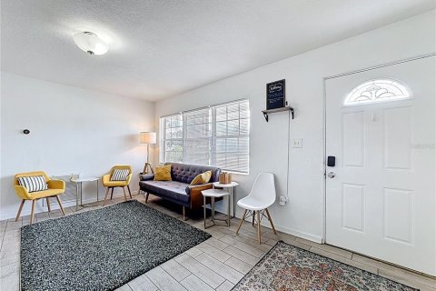 Villa ou maison à vendre à Casselberry, Floride: 4 chambres, 133.04 m2 № 1902660 - photo 8