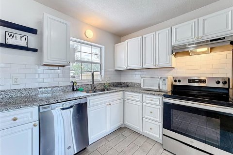 Villa ou maison à vendre à Casselberry, Floride: 4 chambres, 133.04 m2 № 1902660 - photo 9