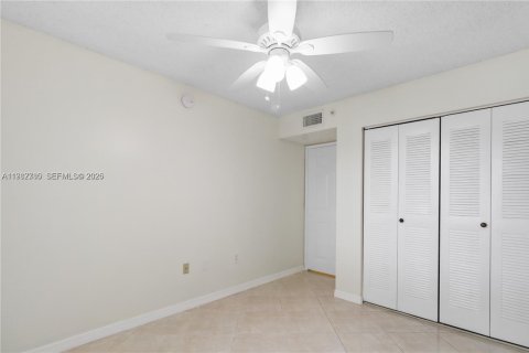 Condo in Coconut Creek, Florida, 3 bedrooms  № 2050190 - photo 20
