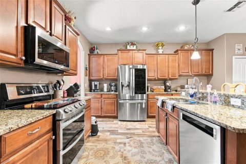 Casa en venta en Spring Hill, Florida, 5 dormitorios, 298.22 m2 № 2384087 - foto 11