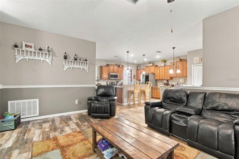 Casa en venta en Spring Hill, Florida, 5 dormitorios, 298.22 m2 № 2384087 - foto 18