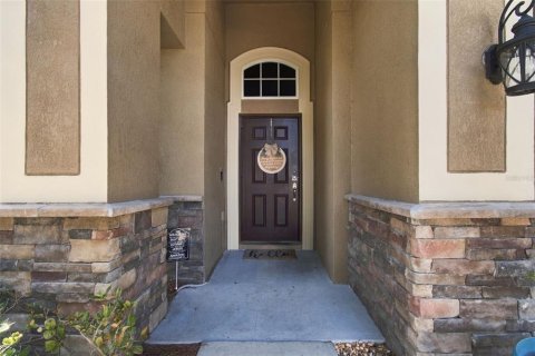 Casa en venta en Spring Hill, Florida, 5 dormitorios, 298.22 m2 № 2384087 - foto 5
