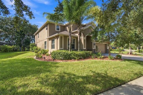 Casa en venta en Spring Hill, Florida, 5 dormitorios, 298.22 m2 № 2384087 - foto 3