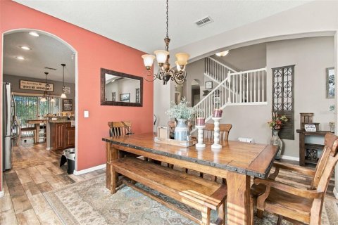 Casa en venta en Spring Hill, Florida, 5 dormitorios, 298.22 m2 № 2384087 - foto 10