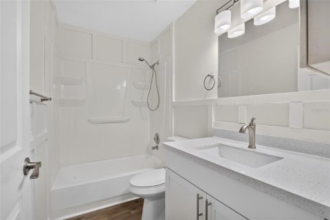 Villa ou maison à vendre à Wesley Chapel, Floride: 5 chambres, 294.59 m2 № 2277264 - photo 22
