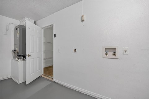 Villa ou maison à vendre à Wesley Chapel, Floride: 5 chambres, 294.59 m2 № 2277264 - photo 20