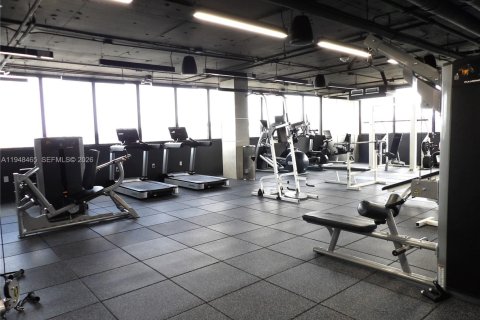 Купить кондоминиум в Майами, Флорида 1 спальня, 79.9м2, № 2005479 - фото 17