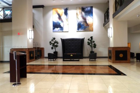 Купить кондоминиум в Майами, Флорида 1 спальня, 79.9м2, № 2005479 - фото 10