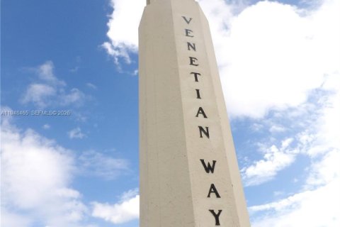 Купить кондоминиум в Майами, Флорида 1 спальня, 79.9м2, № 2005479 - фото 25