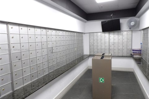 Купить кондоминиум в Майами, Флорида 1 спальня, 79.9м2, № 2005479 - фото 13