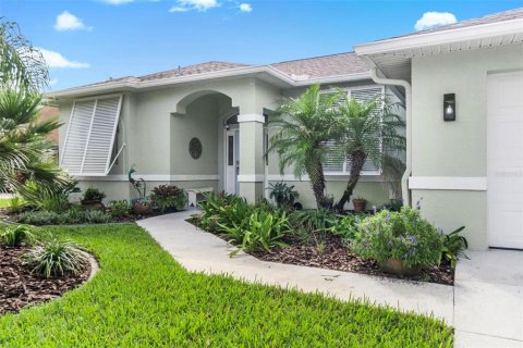 Villa ou maison à vendre à Palm Coast, Floride: 3 chambres, 145.86 m2 № 2437124 - photo 3