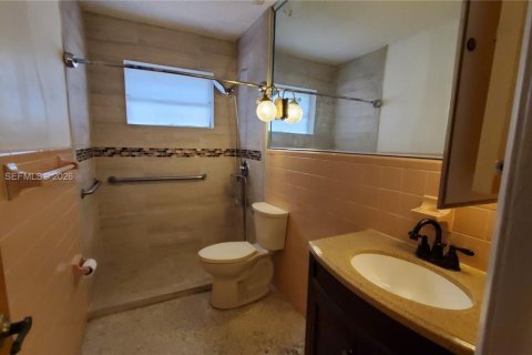 Купить виллу или дом в Майами, Флорида 3 спальни, 119.38м2, № 1996108 - фото 7