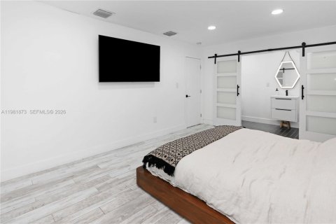 Купить виллу или дом в Холливуд, Флорида 3 спальни, 115.57м2, № 2043693 - фото 16