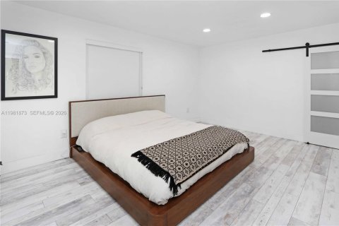 Купить виллу или дом в Холливуд, Флорида 3 спальни, 115.57м2, № 2043693 - фото 15