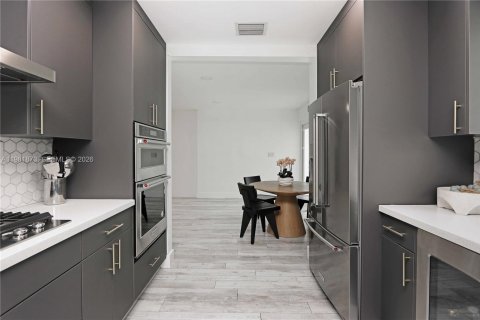 Купить виллу или дом в Холливуд, Флорида 3 спальни, 115.57м2, № 2043693 - фото 4