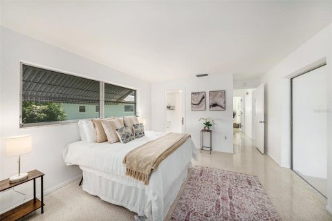 House in Clearwater, Florida 2 bedrooms, 136.47 sq.m. № 1885141 - photo 19