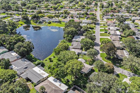 House in Clearwater, Florida 2 bedrooms, 136.47 sq.m. № 1885141 - photo 30