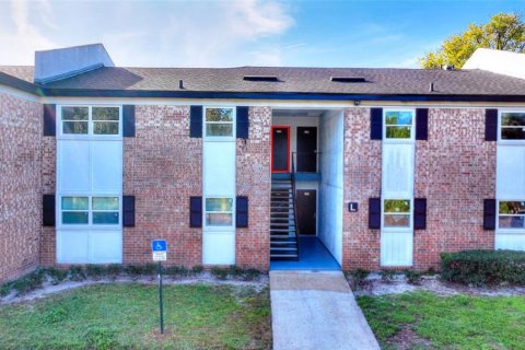 Condo in Orlando, Florida, 2 bedrooms  № 2135700