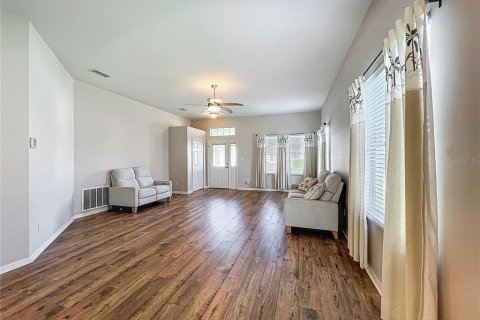 Villa ou maison à vendre à Leesburg, Floride: 2 chambres, 173.54 m2 № 2107583 - photo 12