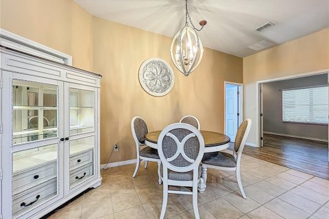 Villa ou maison à vendre à Leesburg, Floride: 2 chambres, 173.54 m2 № 2107583 - photo 25