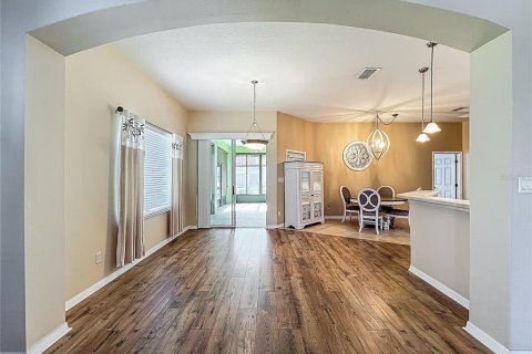 Villa ou maison à vendre à Leesburg, Floride: 2 chambres, 173.54 m2 № 2107583 - photo 13