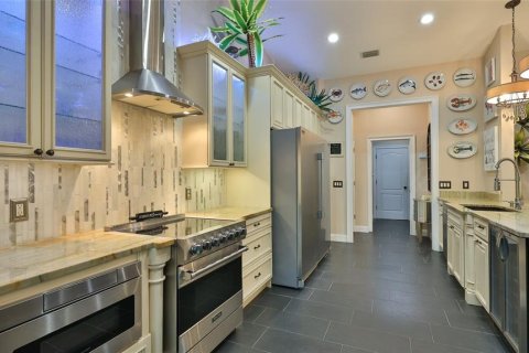 Купить виллу или дом в Порт-Оранж, Флорида 12 комнат, 197.23м2, № 1732313 - фото 28