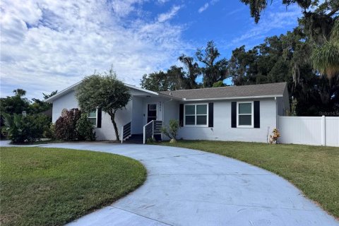 Villa ou maison à New Port Richey, Floride 2 chambres, 131.92 m2 № 2395838