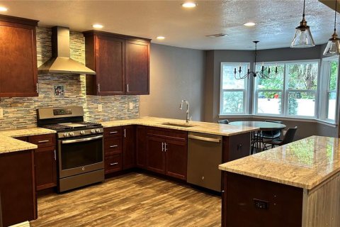 Villa ou maison à vendre à New Port Richey, Floride: 2 chambres, 131.92 m2 № 2395838 - photo 10