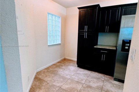 Appartement à louer à Plantation, Floride: 3 chambres, 104.05 m2 № 1976128 - photo 7