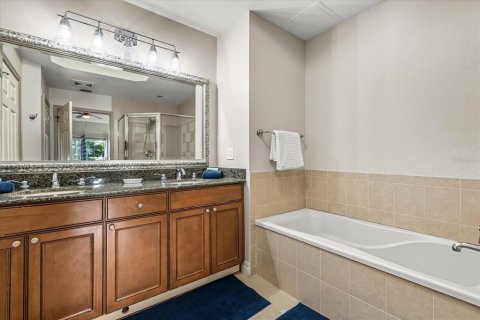 Copropriété à vendre à Four Corners, Floride: 3 chambres, 151.43 m2 № 2102726 - photo 15