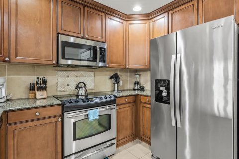 Copropriété à vendre à Four Corners, Floride: 3 chambres, 151.43 m2 № 2102726 - photo 5