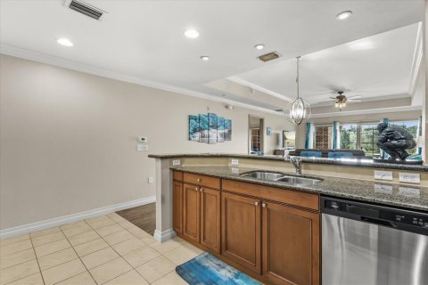 Copropriété à vendre à Four Corners, Floride: 3 chambres, 151.43 m2 № 2102726 - photo 7