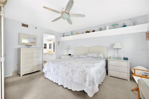 Condominio en venta en Punta Gorda, Florida, 2 dormitorios, 130.53 m2 № 2101378 - foto 17
