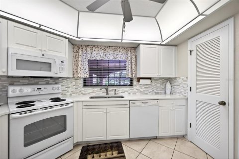 Condominio en venta en Punta Gorda, Florida, 2 dormitorios, 130.53 m2 № 2101378 - foto 12